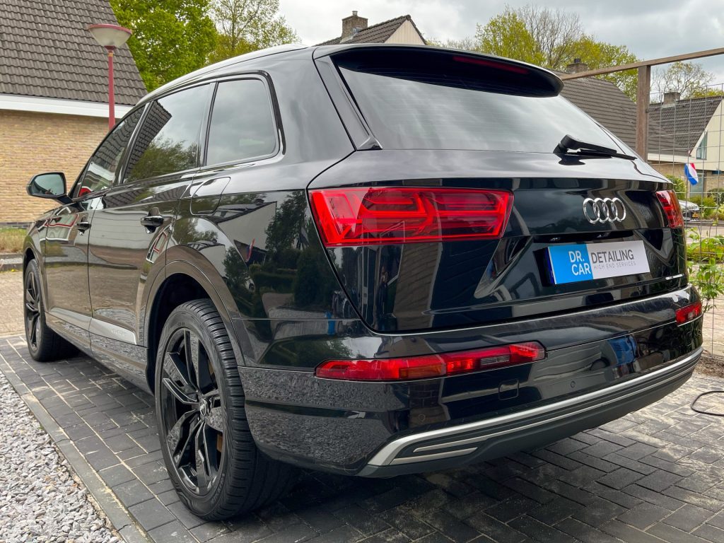 Audi Q7 e-tron